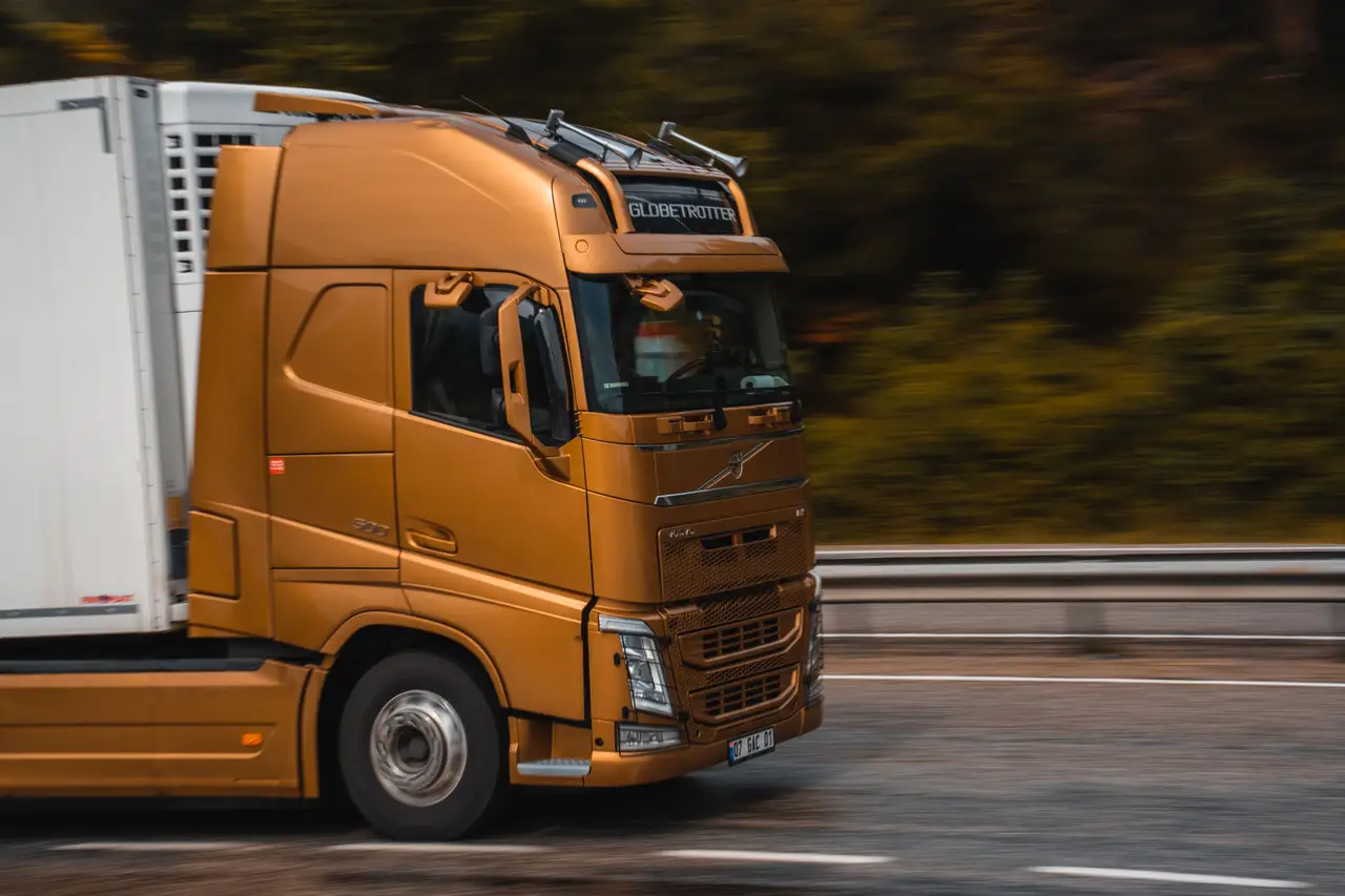 Heavy industrial vehicle in service